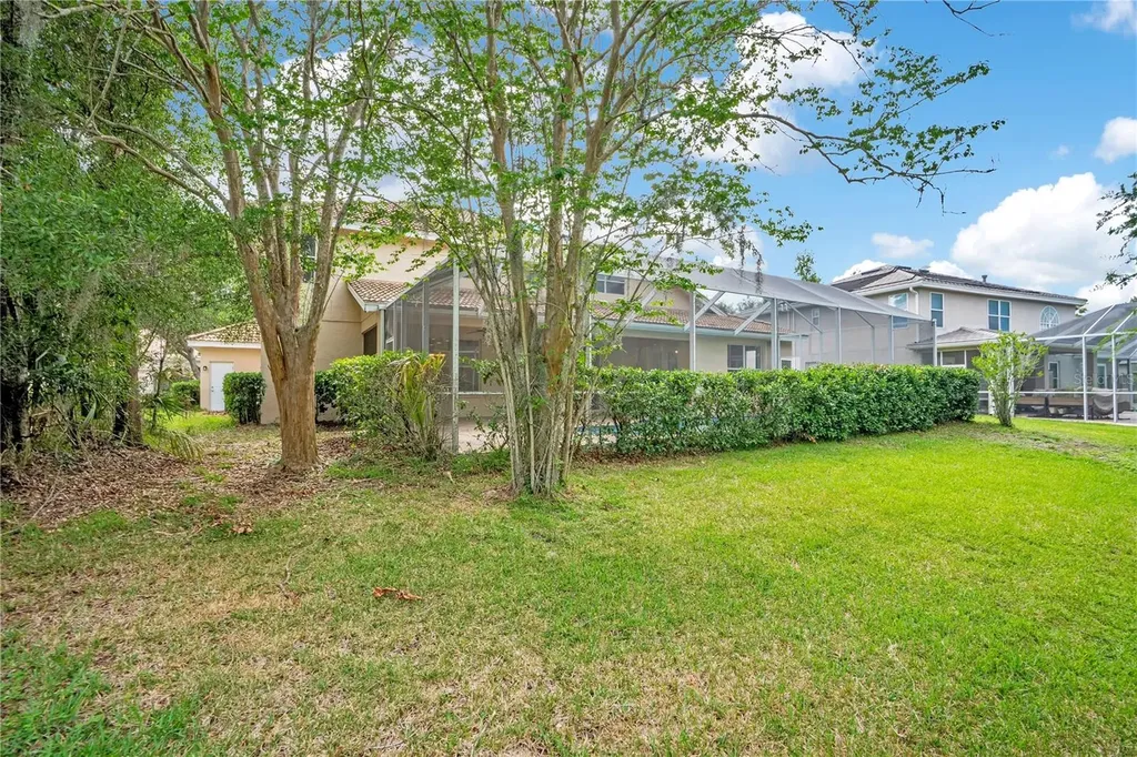 18013 Forest Retreat Lane Tampa FL 33647