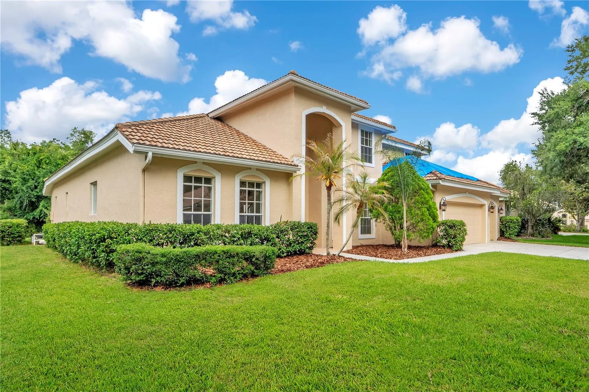 18013 Forest Retreat Lane Tampa FL 33647