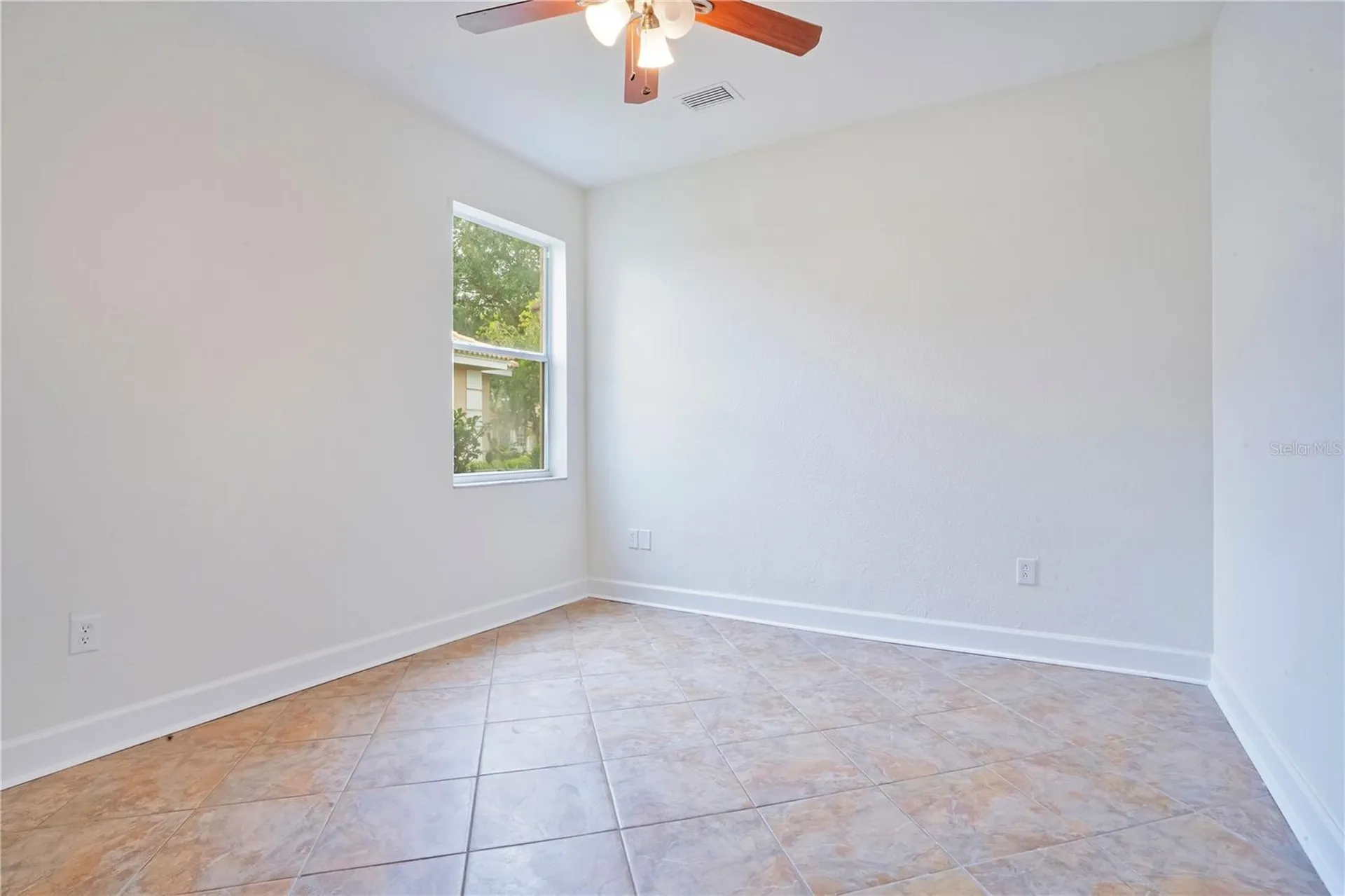18013 Forest Retreat Lane Tampa FL 33647