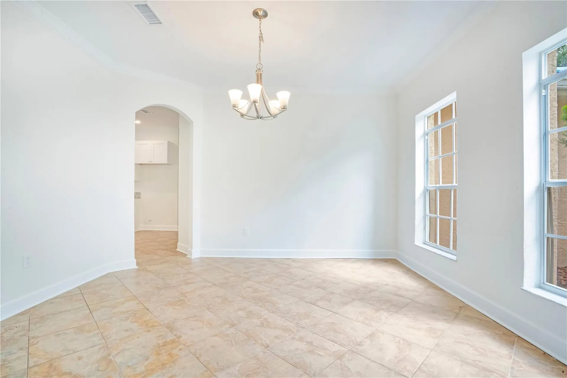 18013 Forest Retreat Lane Tampa FL 33647