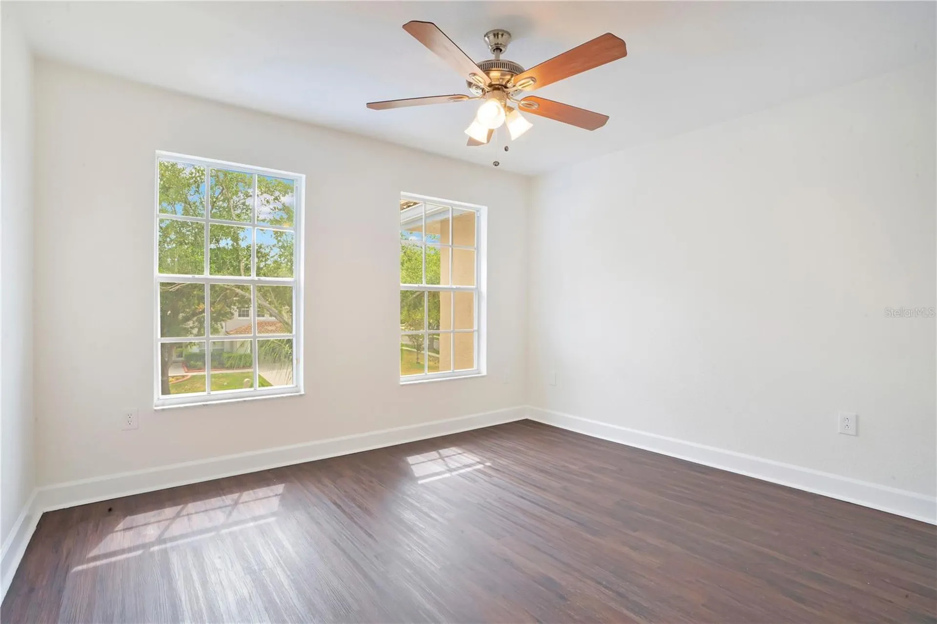18013 Forest Retreat Lane Tampa FL 33647