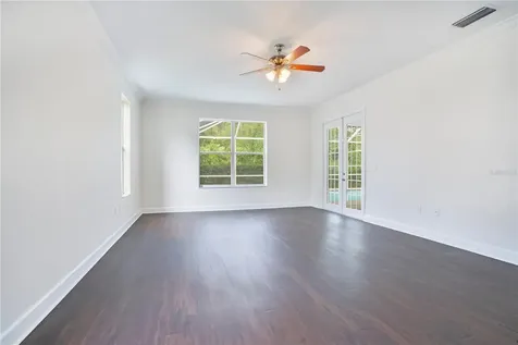 18013 Forest Retreat Lane Tampa FL 33647