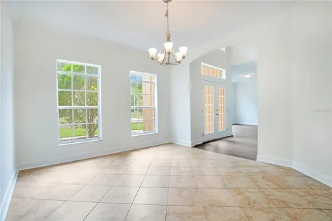 18013 Forest Retreat Lane Tampa FL 33647