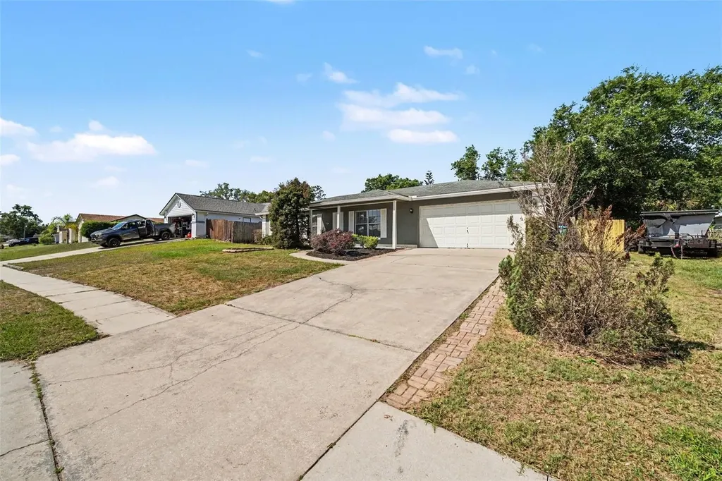 756 Shafton Avenue Deltona FL 32738