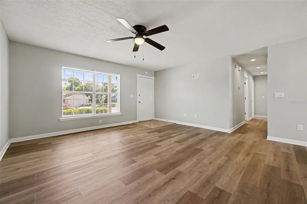 756 Shafton Avenue Deltona FL 32738