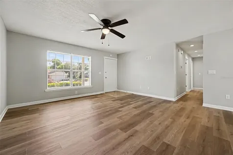 756 Shafton Avenue Deltona FL 32738