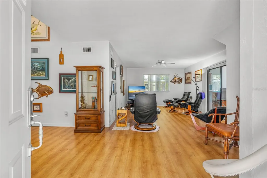 1818 S Riverside Drive Edgewater FL 32141