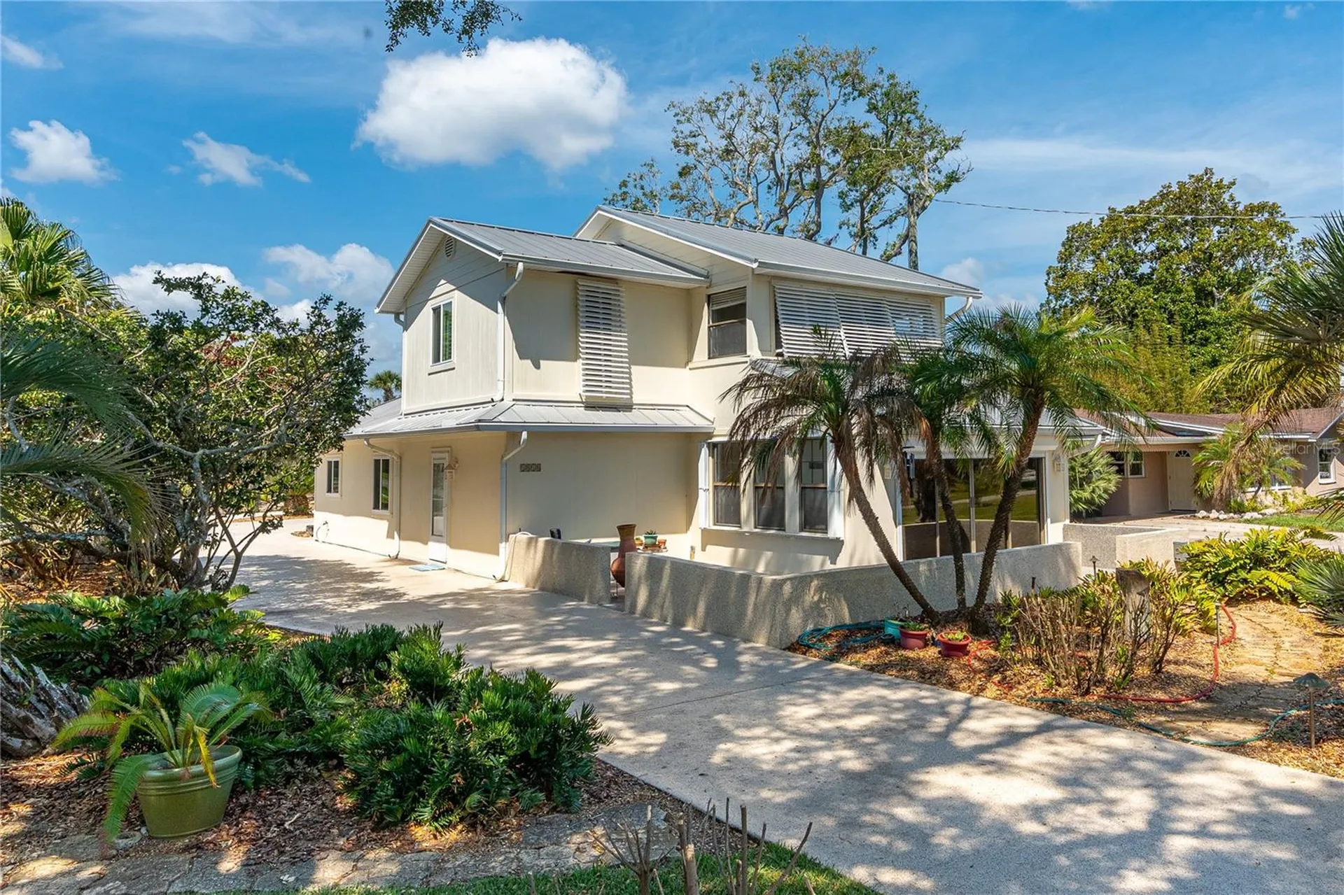 1818 S Riverside Drive Edgewater FL 32141