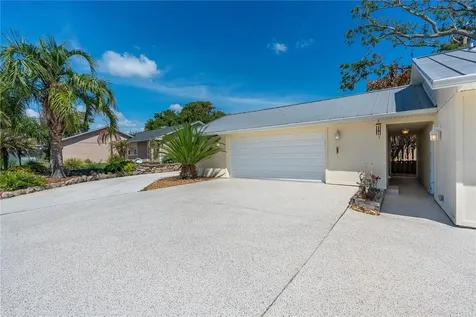 1818 S Riverside Drive Edgewater FL 32141