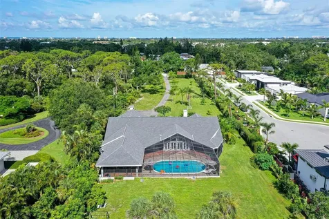 4935 Riverwood Avenue Sarasota FL 34231