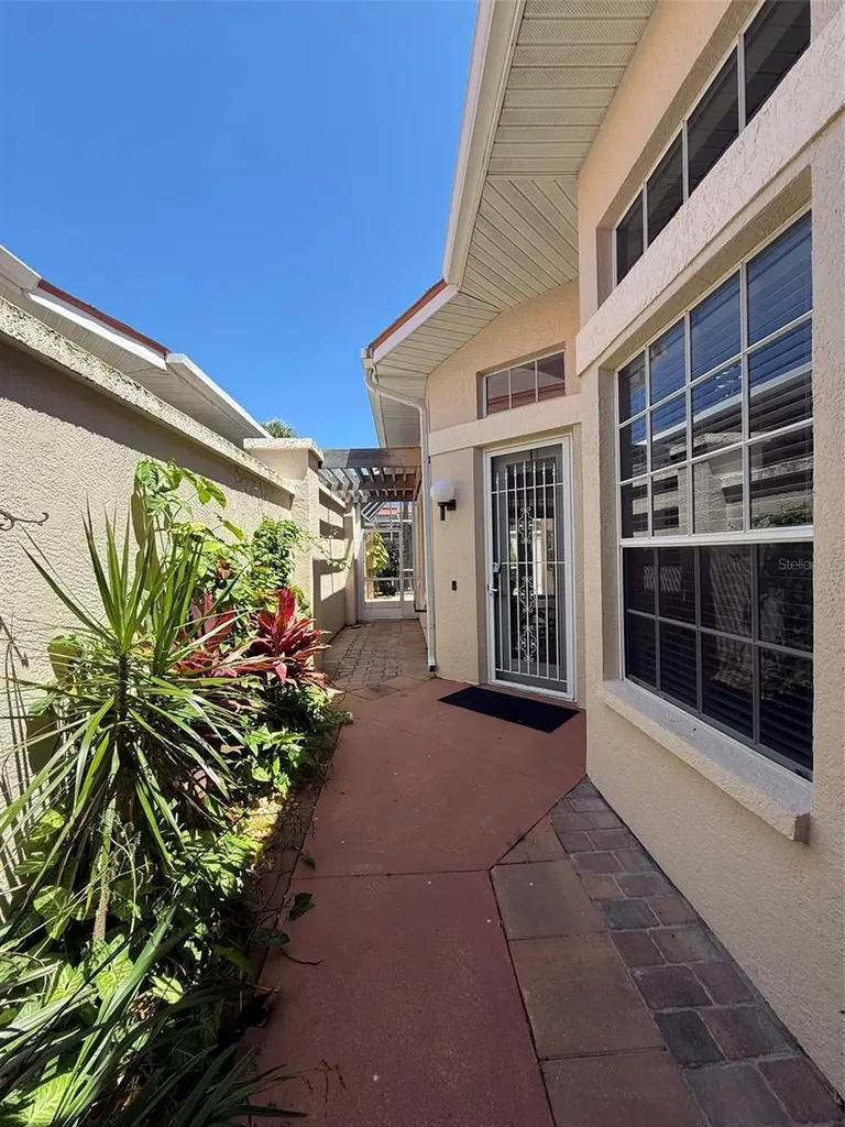 808 Via Tripoli Punta Gorda FL 33950