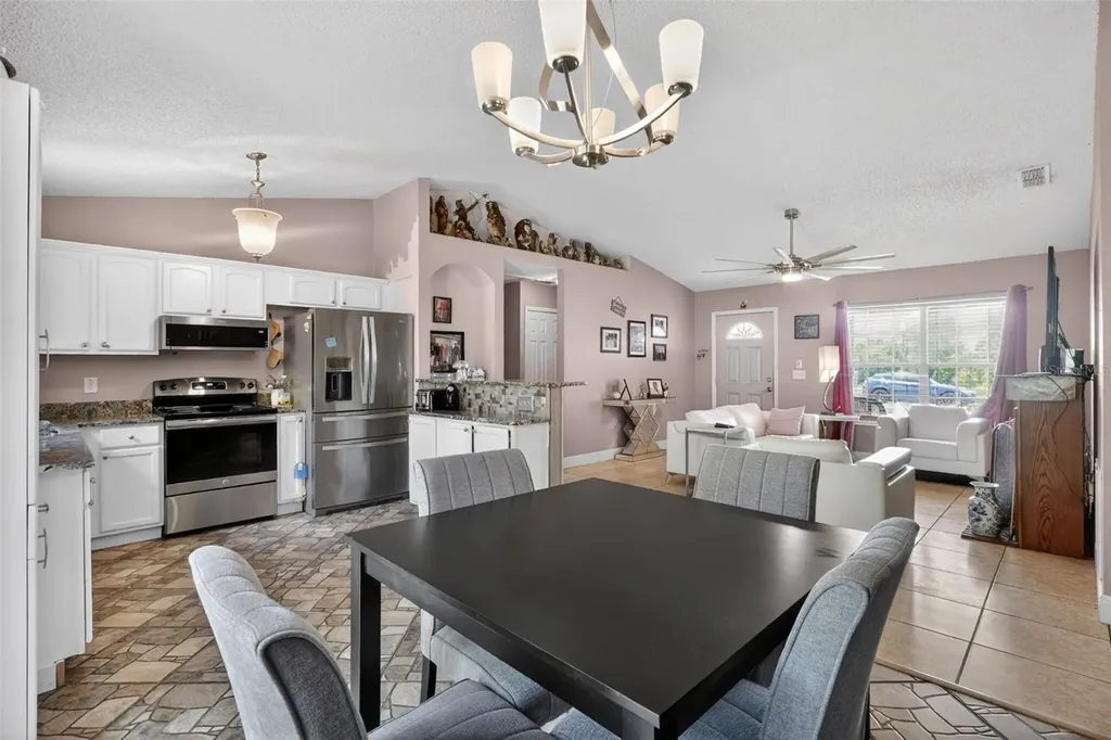 253 Williams Avenue Orange City FL 32763