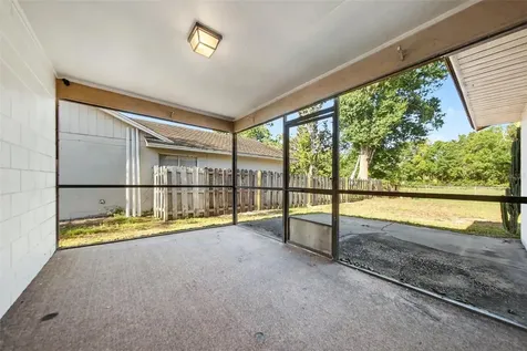 7734 Lakeside Woods Drive Orlando FL 32810