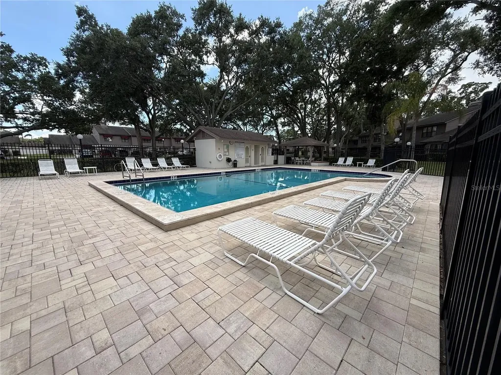 819 Oak Park Place Brandon FL 33511