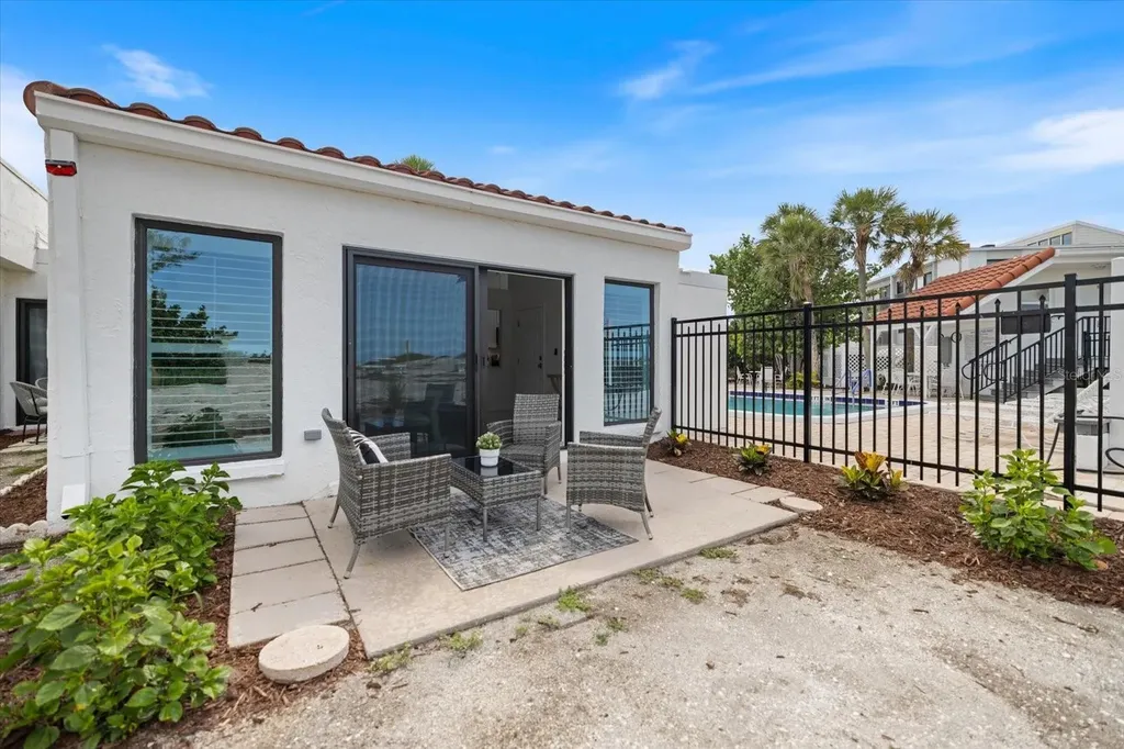1585 Tarpon Center Drive Venice FL 34285