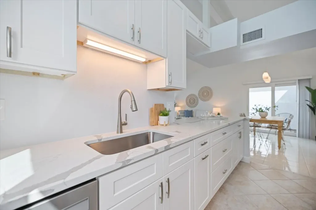 1585 Tarpon Center Drive Venice FL 34285
