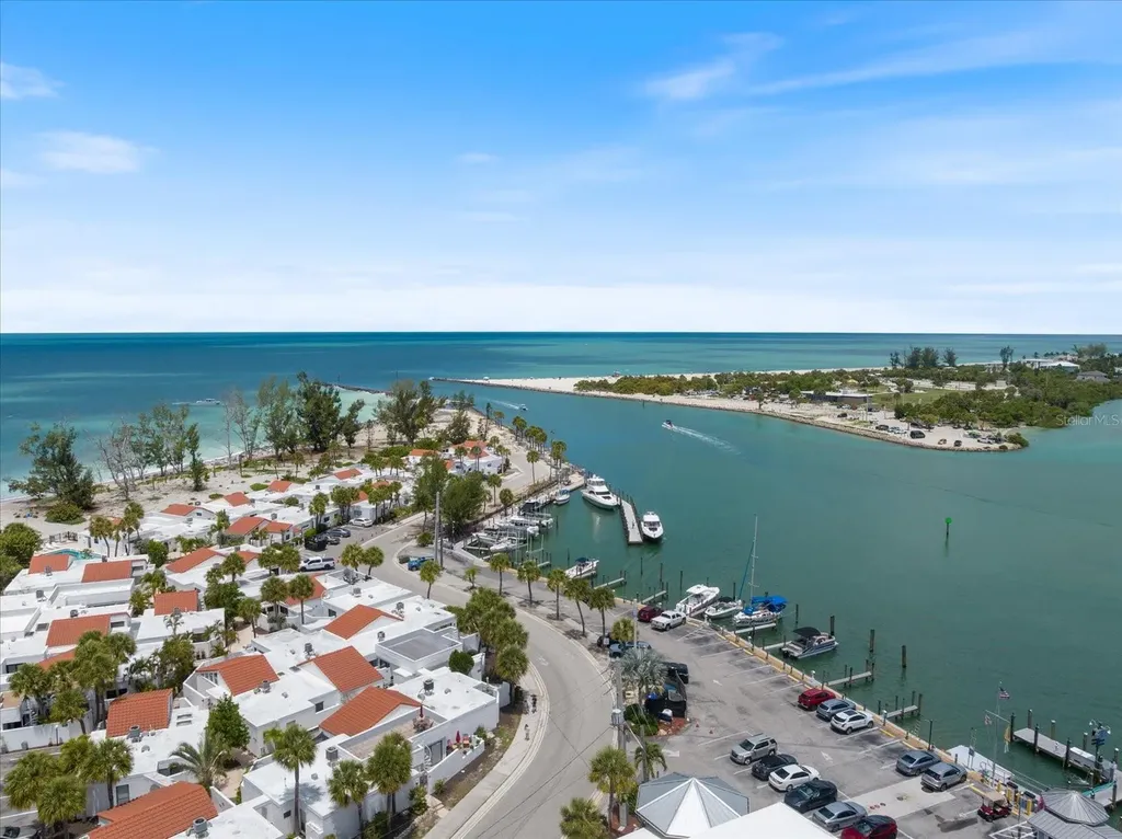1585 Tarpon Center Drive Venice FL 34285