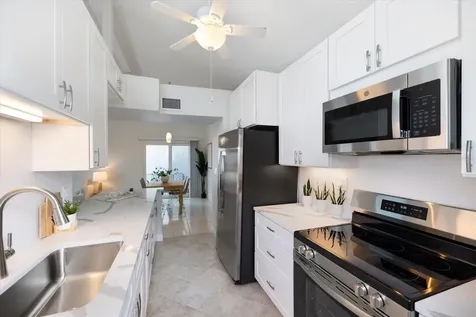 1585 Tarpon Center Drive Venice FL 34285