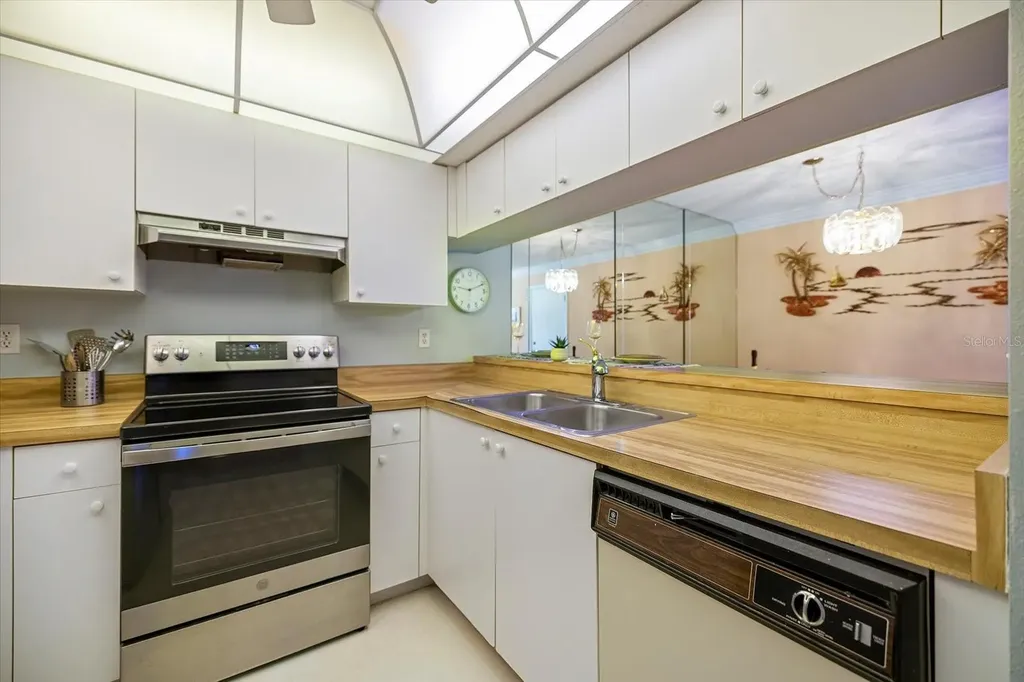 634 Bird Bay Drive E Venice FL 34285