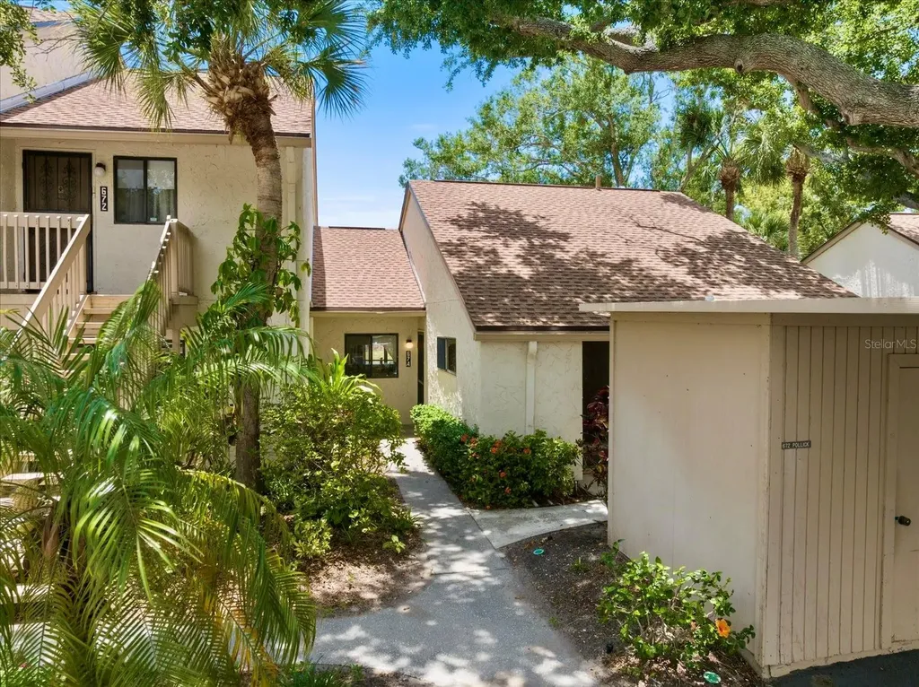 674 Bird Bay Circle Venice FL 34285