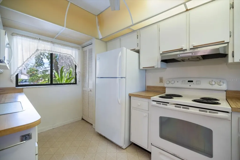 674 Bird Bay Circle Venice FL 34285