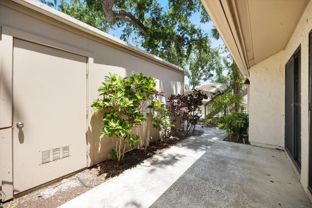 674 Bird Bay Circle Venice FL 34285
