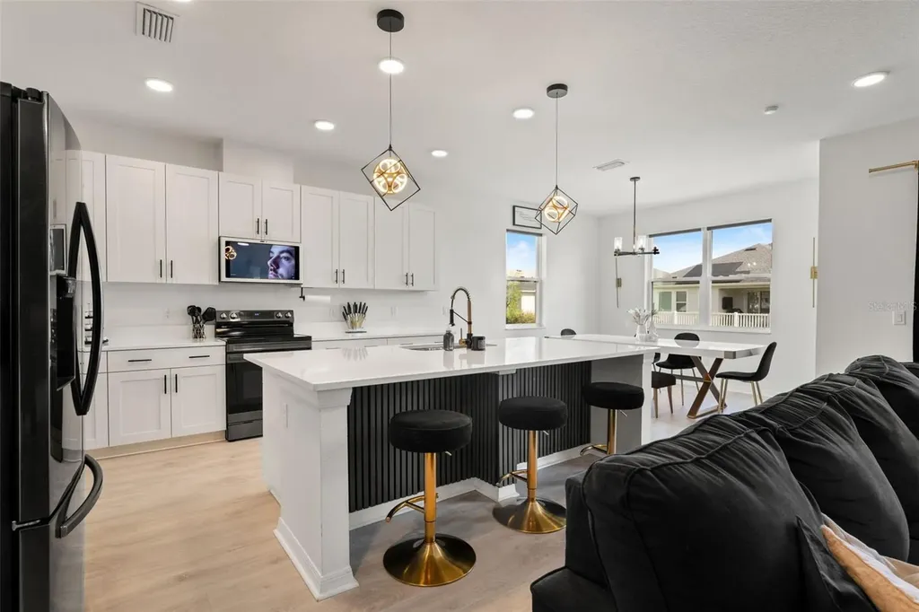 5945 Newberry Pines Avenue Wesley Chapel FL 33545