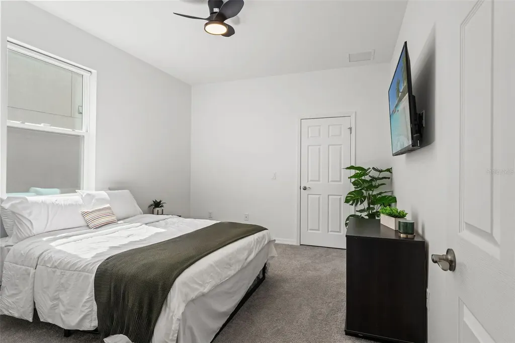 5945 Newberry Pines Avenue Wesley Chapel FL 33545