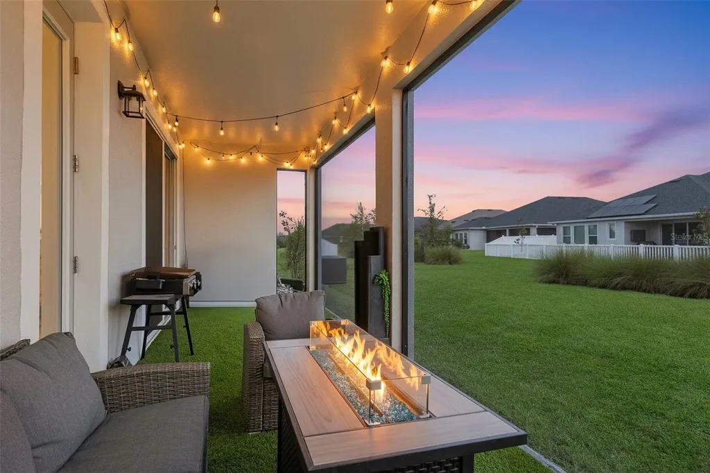 5945 Newberry Pines Avenue Wesley Chapel FL 33545