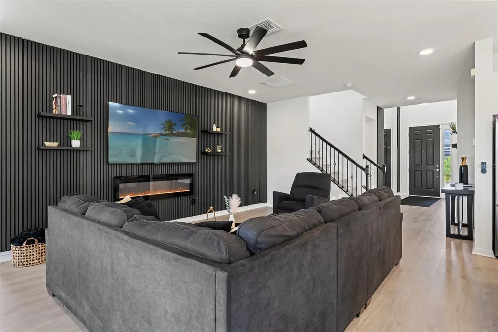 5945 Newberry Pines Avenue Wesley Chapel FL 33545