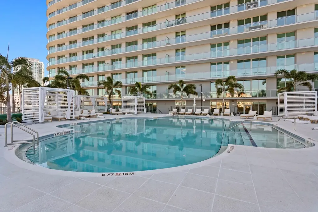 400 Central Avenue St Petersburg FL 33701