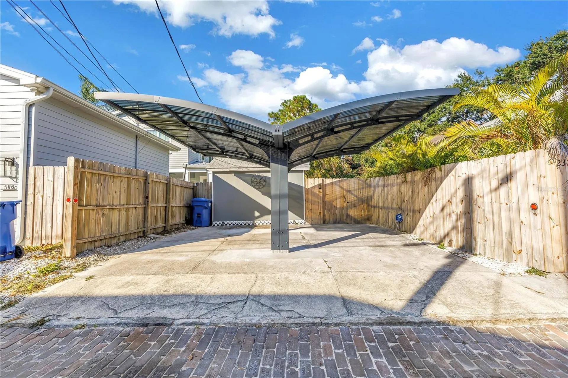 2320 5th Street N St Petersburg FL 33704
