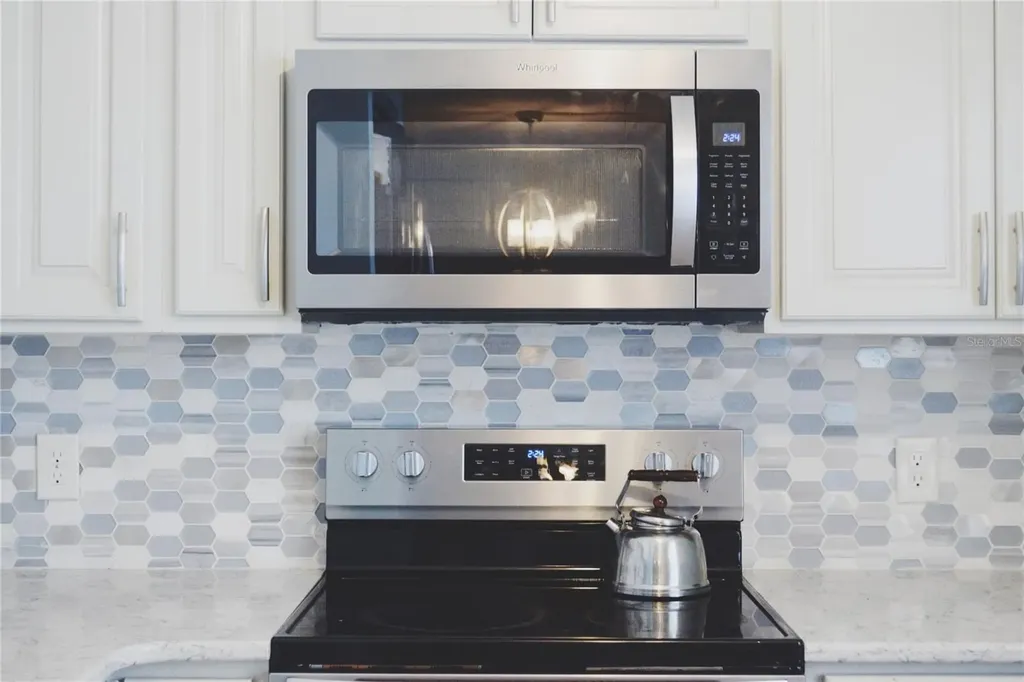 331 Sky Loch Drive W Dunedin FL 34698