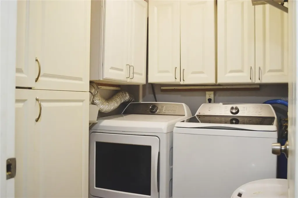 331 Sky Loch Drive W Dunedin FL 34698