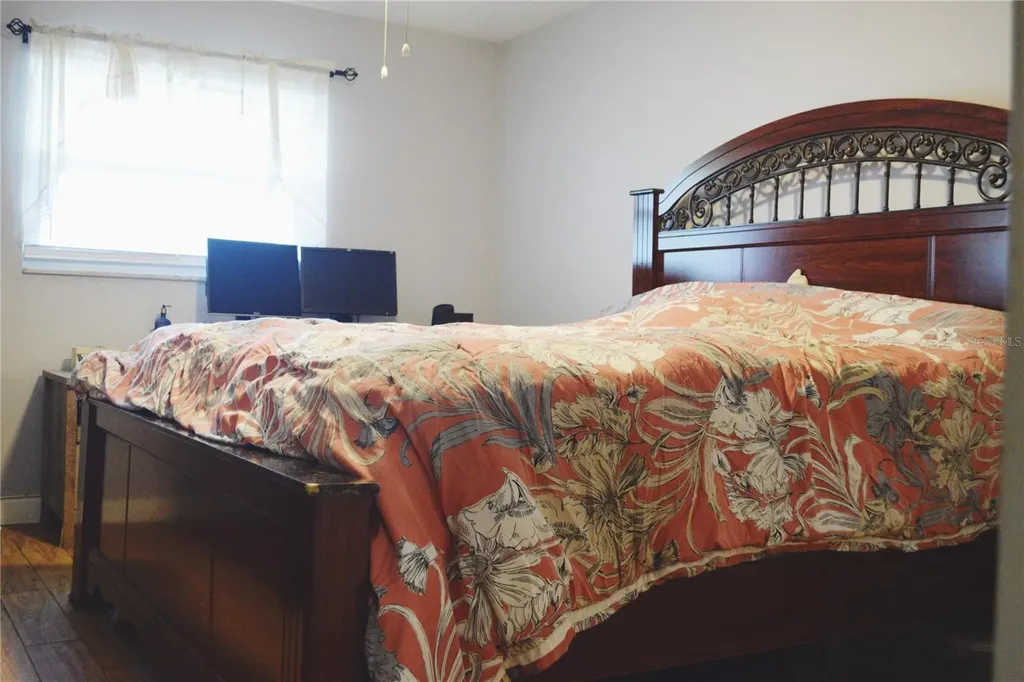 331 Sky Loch Drive W Dunedin FL 34698