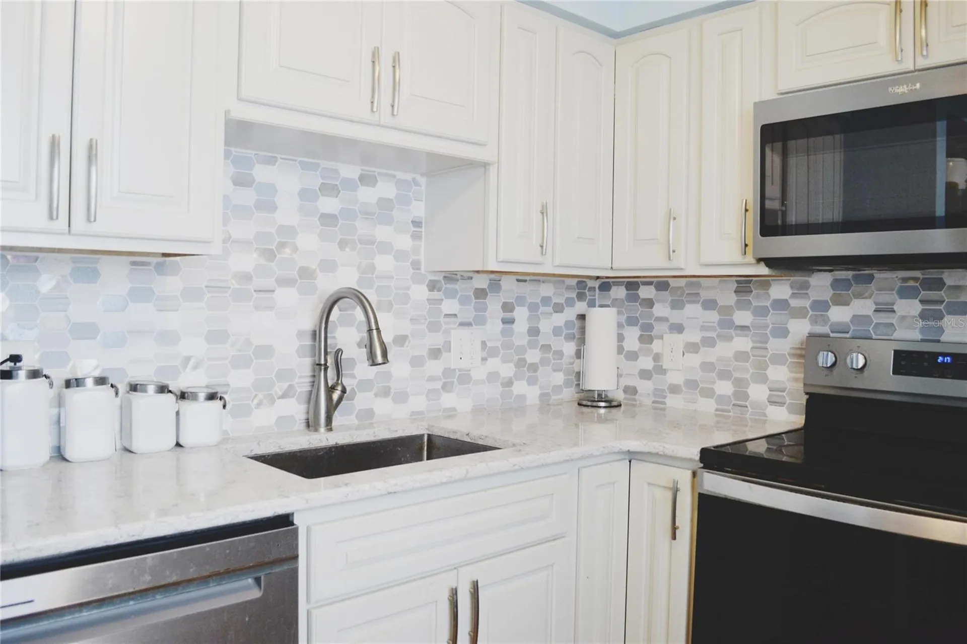 331 Sky Loch Drive W Dunedin FL 34698