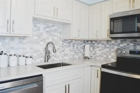 331 Sky Loch Drive W Dunedin FL 34698