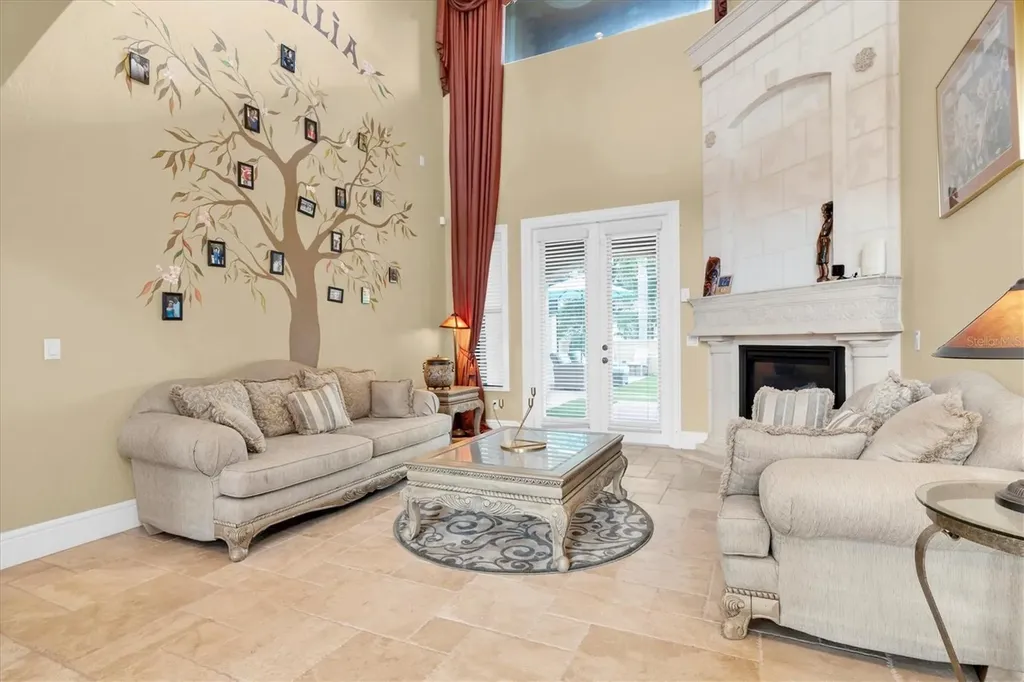 1067 Ashland Avenue Tarpon Springs FL 34689