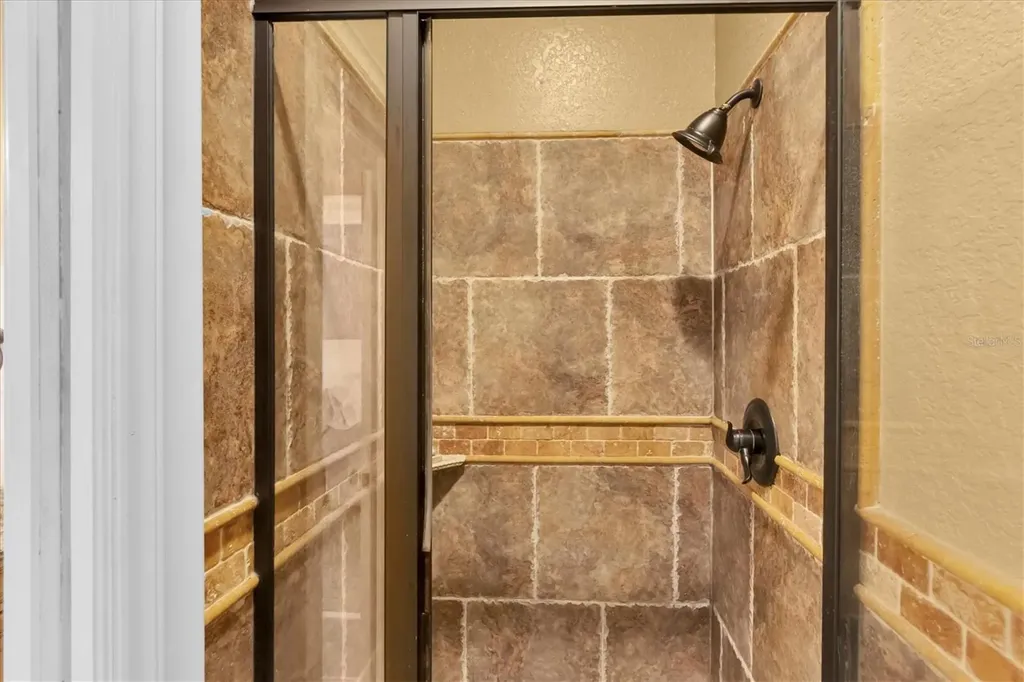 1067 Ashland Avenue Tarpon Springs FL 34689