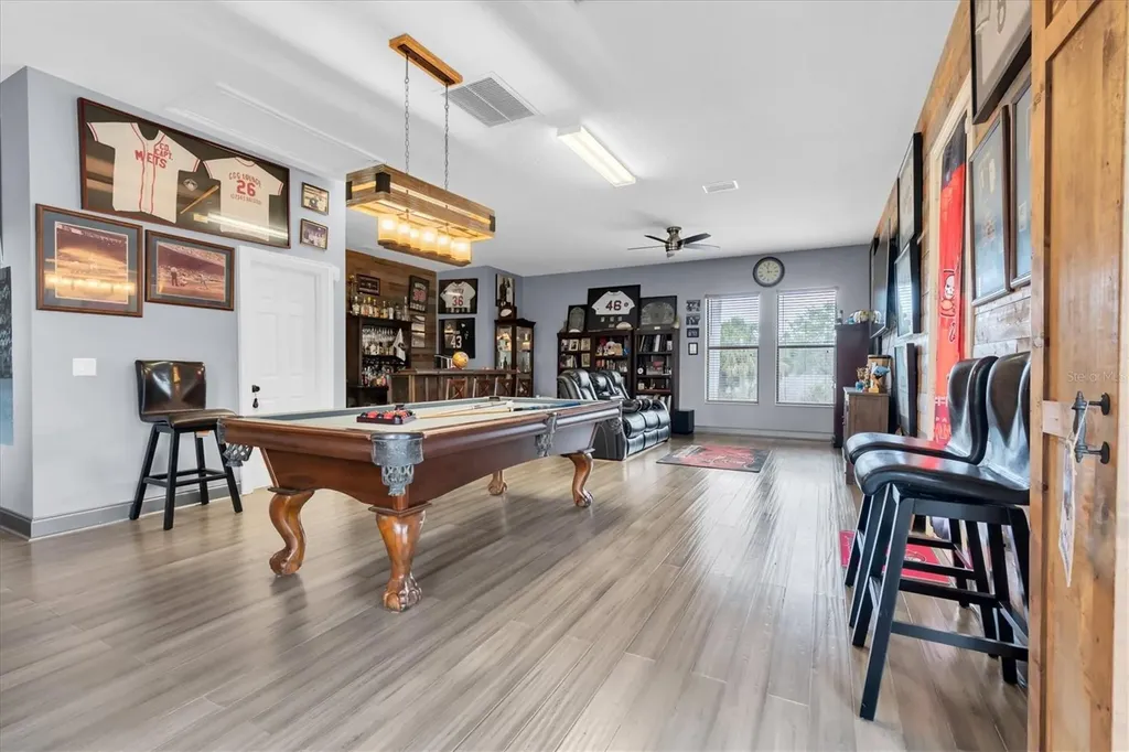 1067 Ashland Avenue Tarpon Springs FL 34689