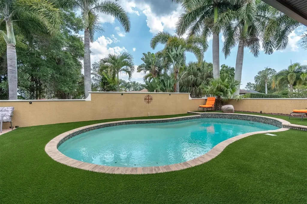 1067 Ashland Avenue Tarpon Springs FL 34689