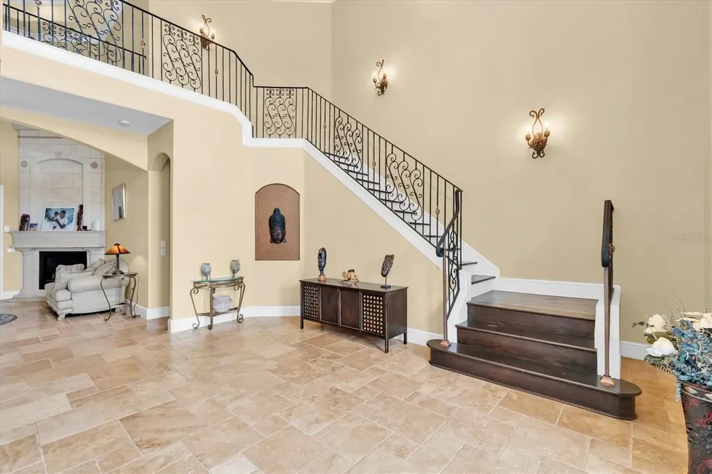 1067 Ashland Avenue Tarpon Springs FL 34689
