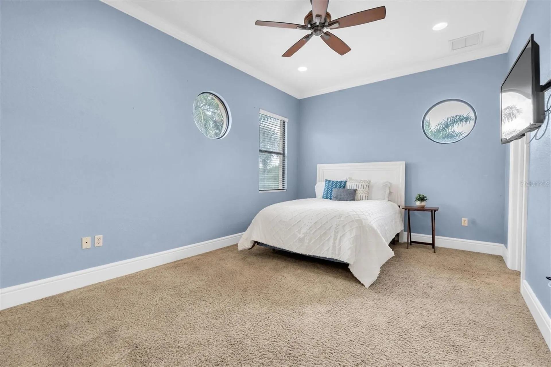 1067 Ashland Avenue Tarpon Springs FL 34689