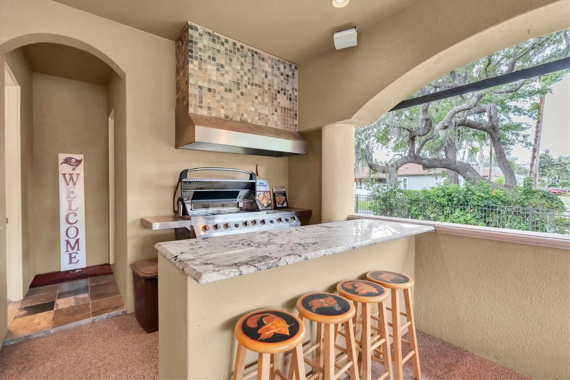 1067 Ashland Avenue Tarpon Springs FL 34689
