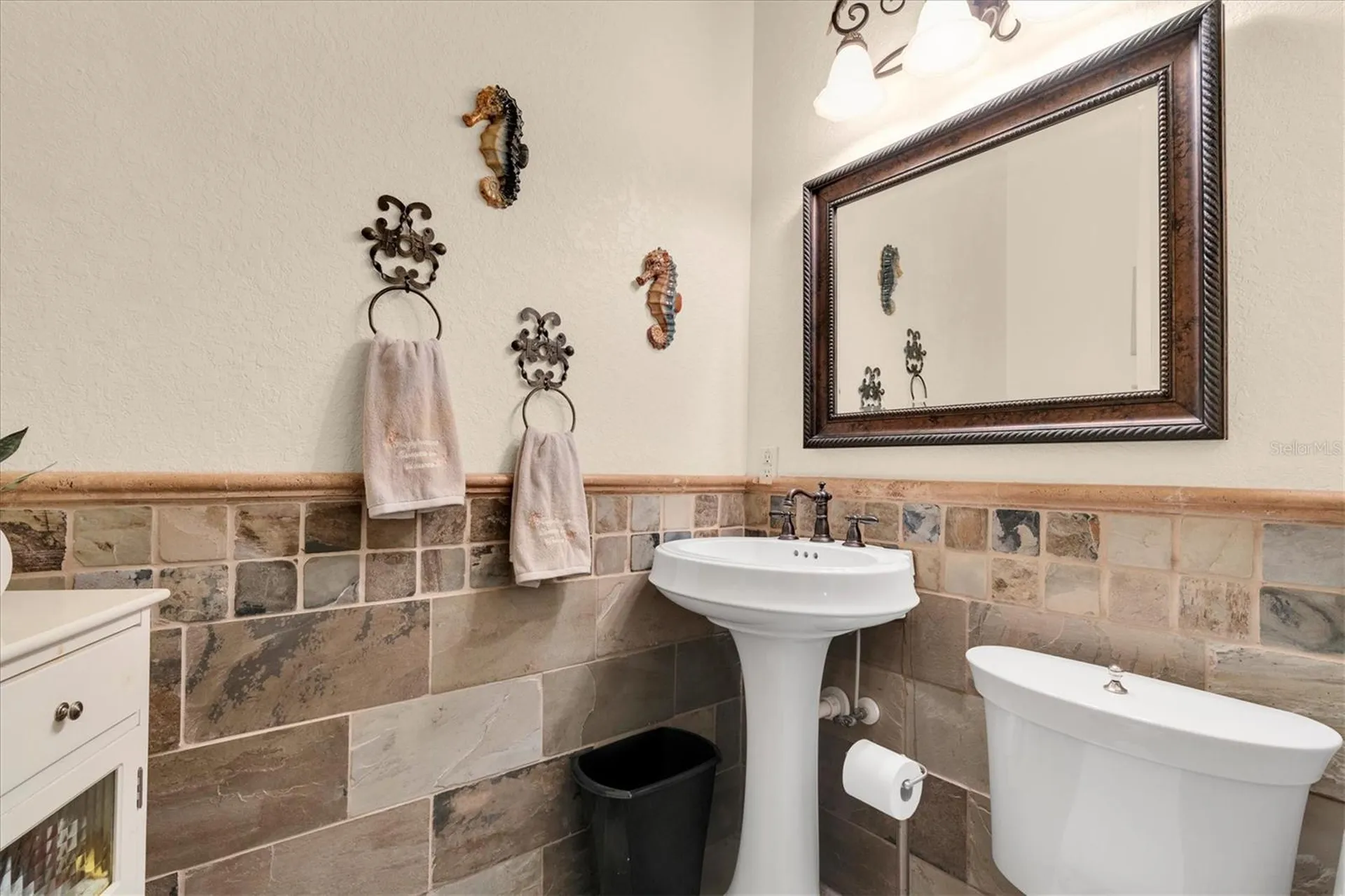 1067 Ashland Avenue Tarpon Springs FL 34689