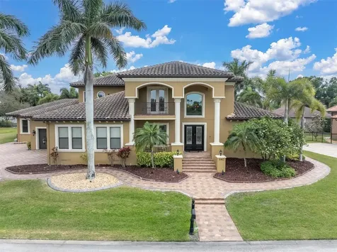 1067 Ashland Avenue Tarpon Springs FL 34689