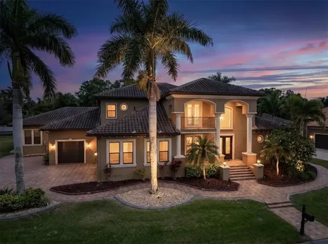 1067 Ashland Avenue Tarpon Springs FL 34689