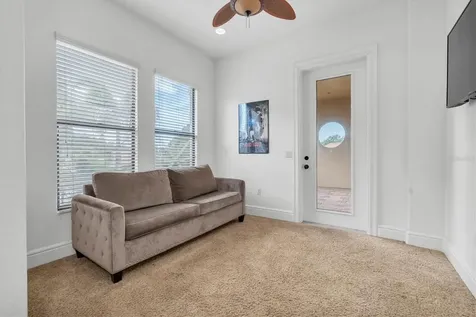 1067 Ashland Avenue Tarpon Springs FL 34689