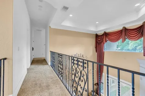 1067 Ashland Avenue Tarpon Springs FL 34689
