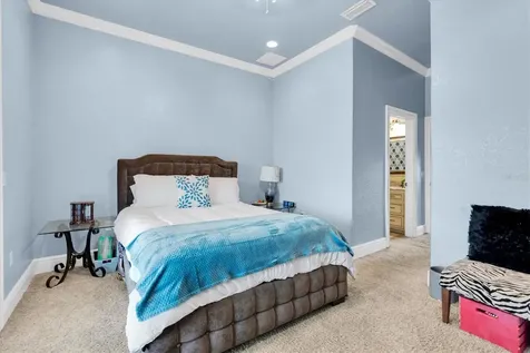 1067 Ashland Avenue Tarpon Springs FL 34689
